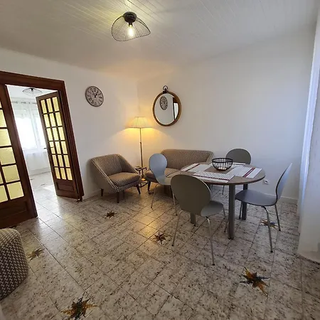 Petite Maison Renovee Proche Centre Luneville, Jardin, Barbecue, Parking Privatif, A 30 Min De Nancy Lunéville
