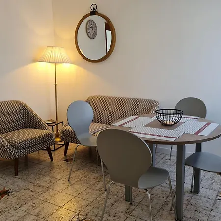 Petite Maison Renovee Proche Centre Luneville, Jardin, Barbecue, Parking Privatif, A 30 Min De Nancy Lunéville
